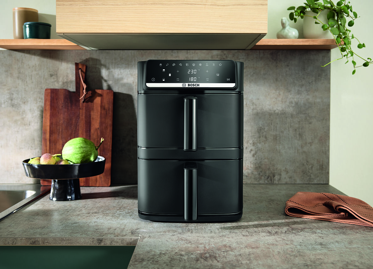 Frittierspaß hoch zwei: Der neue Air Fryer Serie 6 Double Stack bietet mit zwei Schubladen extra viel Platz