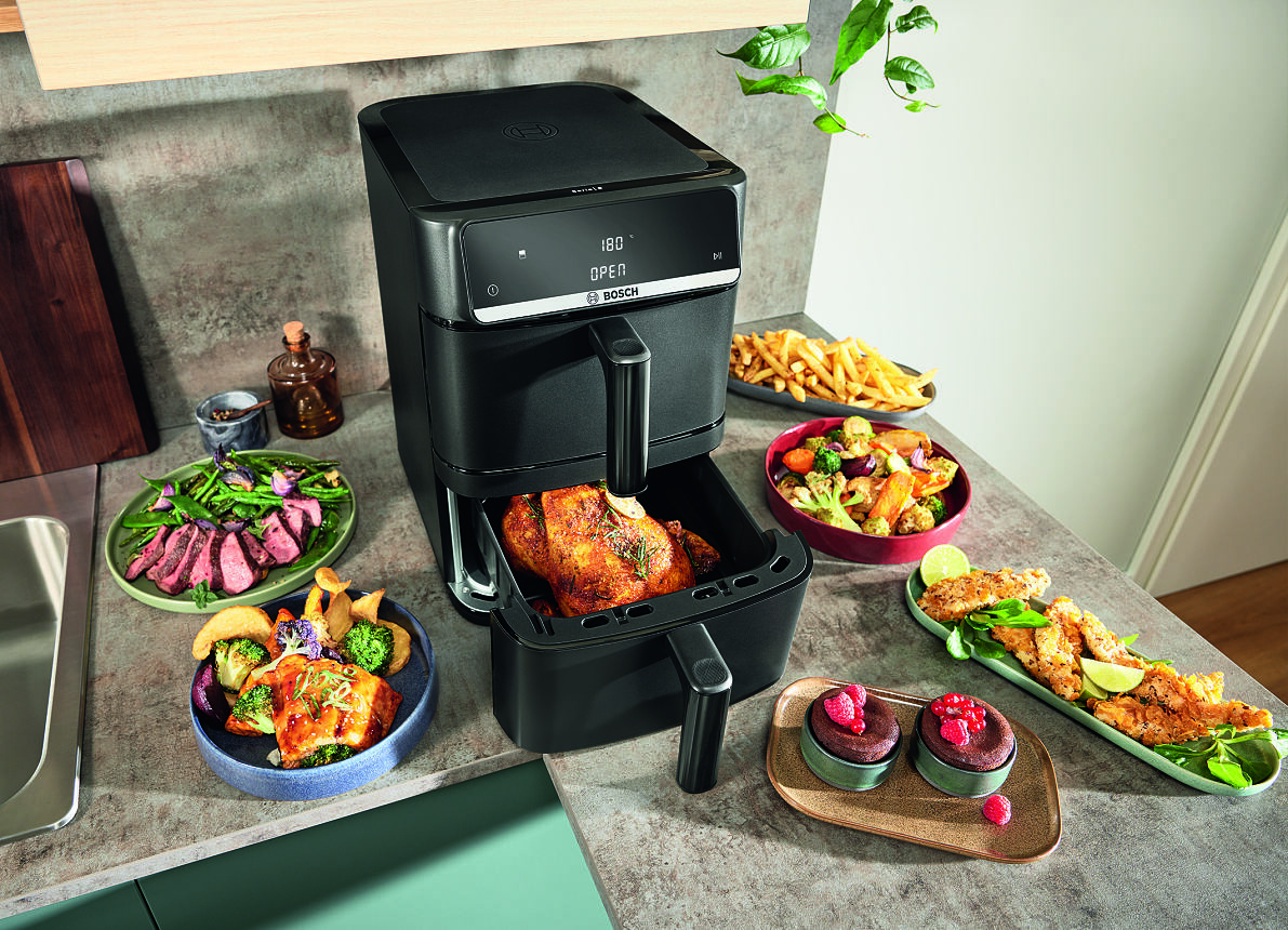 Frittierspaß hoch zwei: Der neue Air Fryer Serie 6 Double Stack bietet mit zwei Schubladen extra viel Platz