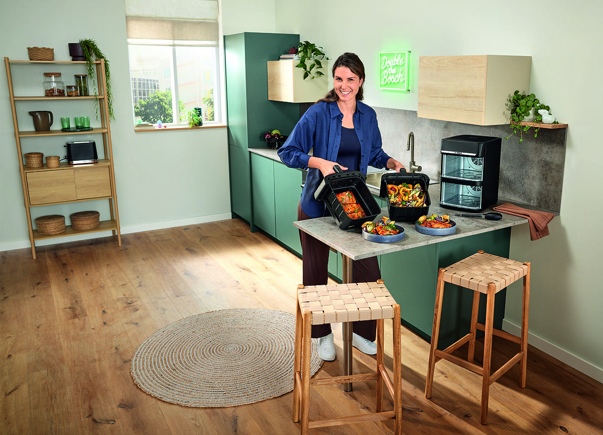 Frittierspaß hoch zwei: Der neue Air Fryer Serie 6 Double Stack bietet mit zwei Schubladen extra viel Platz
