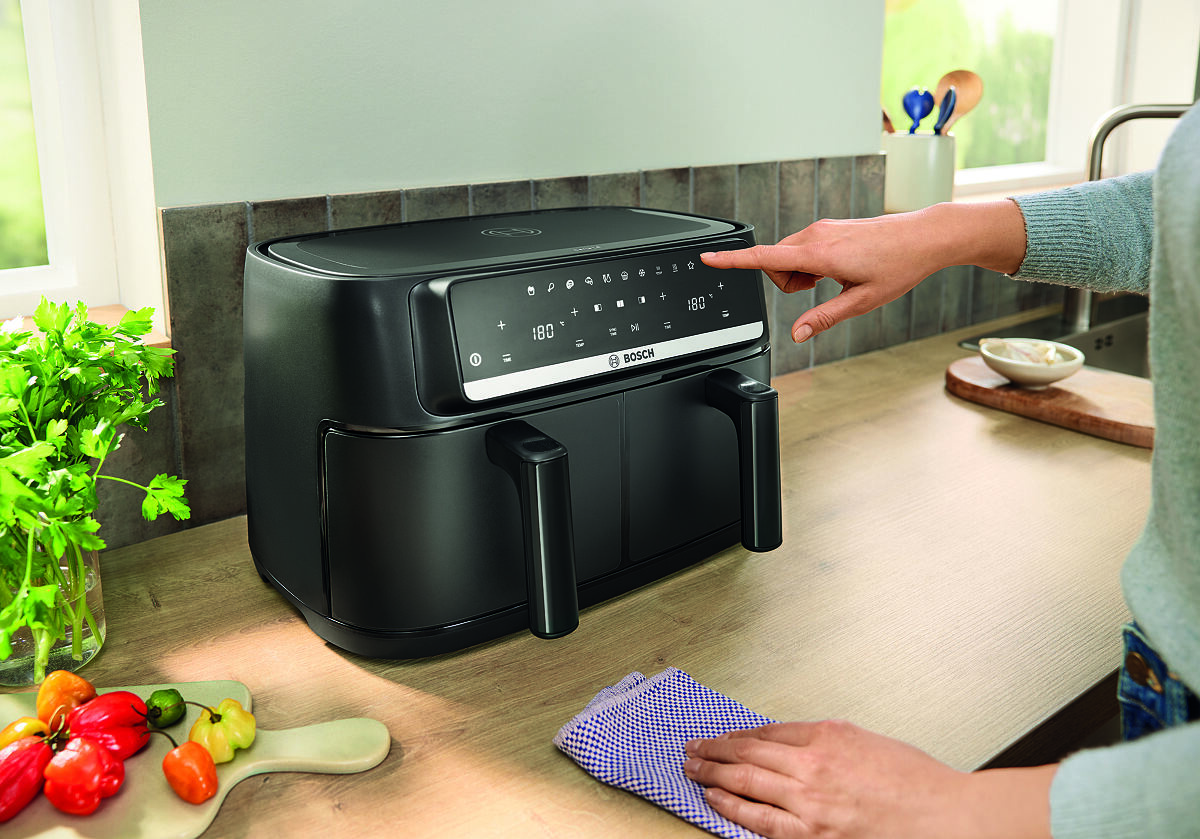Neue Platzwunder für die große Familienküche: Die Bosch Air Fryer Serie 4 Double Drawer und Double Flex bieten extra viel Platz