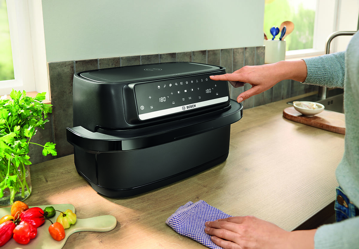 Neue Platzwunder für die große Familienküche: Die Bosch Air Fryer Serie 4 Double Drawer und Double Flex bieten extra viel Platz
