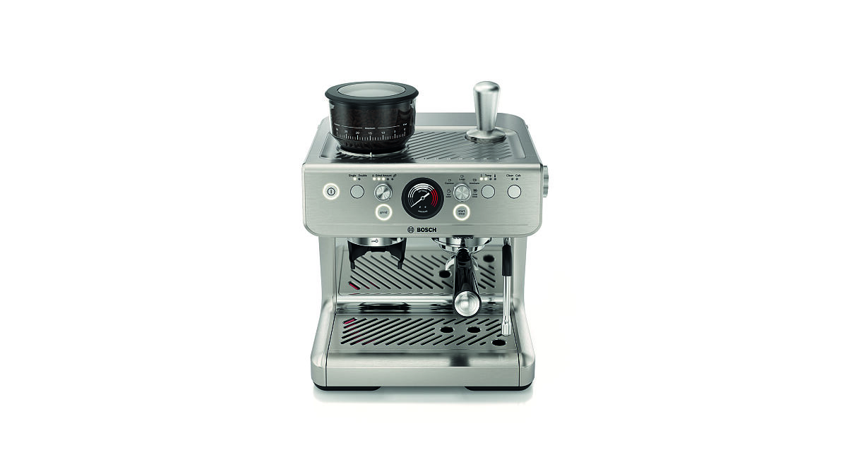 Café-Erlebnis für zu Hause: Die neue HomeCafé Serie 4 bringt professionelle Barista-Qualität in die eigene Küche