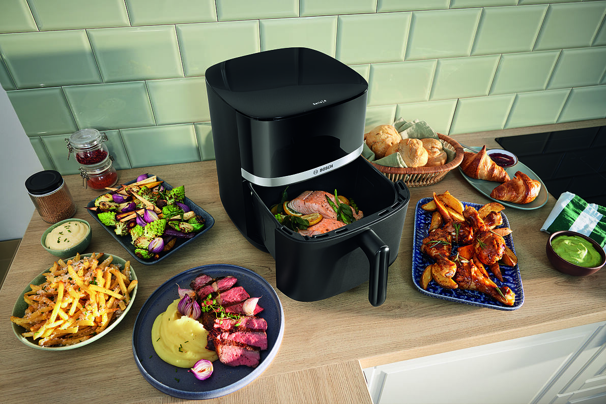 Einfach schneller. Schneller knusprig. Die neuen Bosch Air Fryer helfen, wenn in der Küche die Zeit drängt